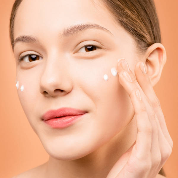 TOUCH - YOUNG ADULT SKIN TREATMENT PROGRAM